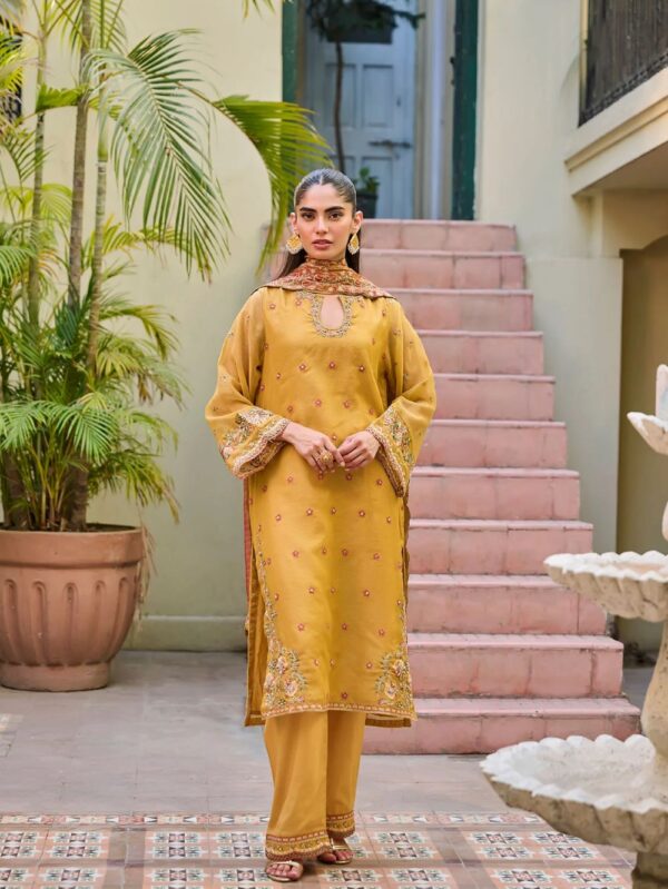 Luxury Pret By Dhanak