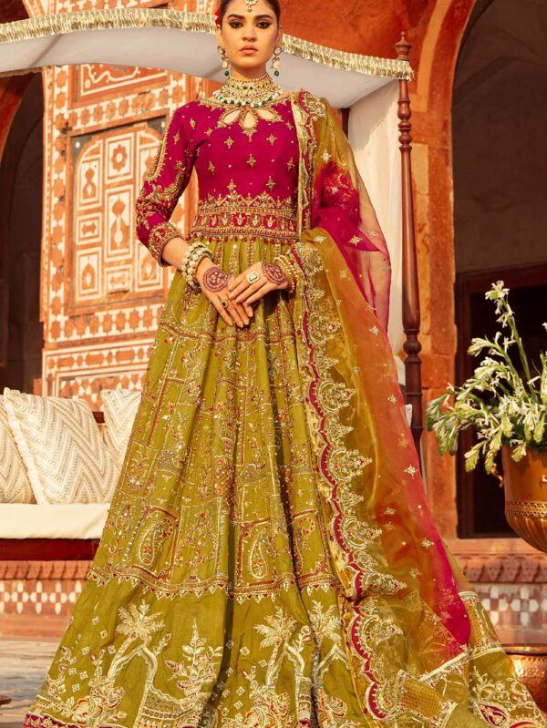 Wedding wear By Naqshi