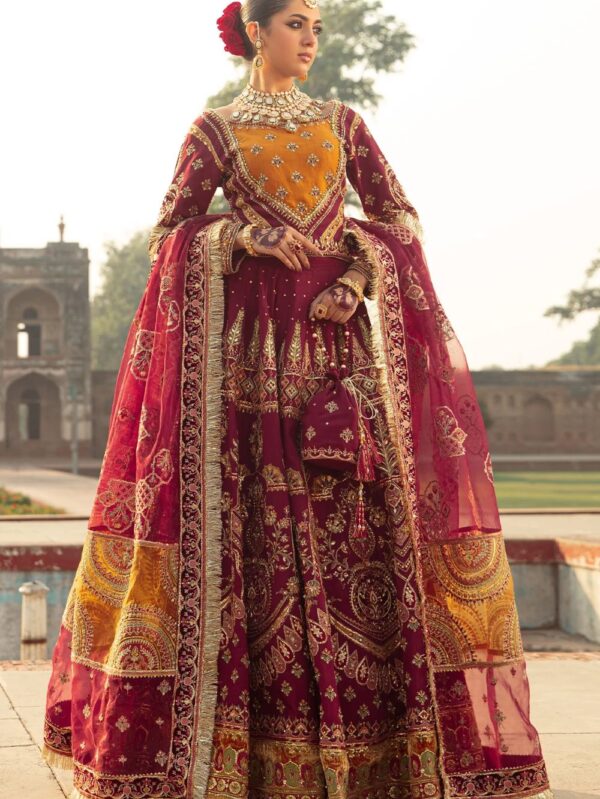 Wedding wear By Naqshi