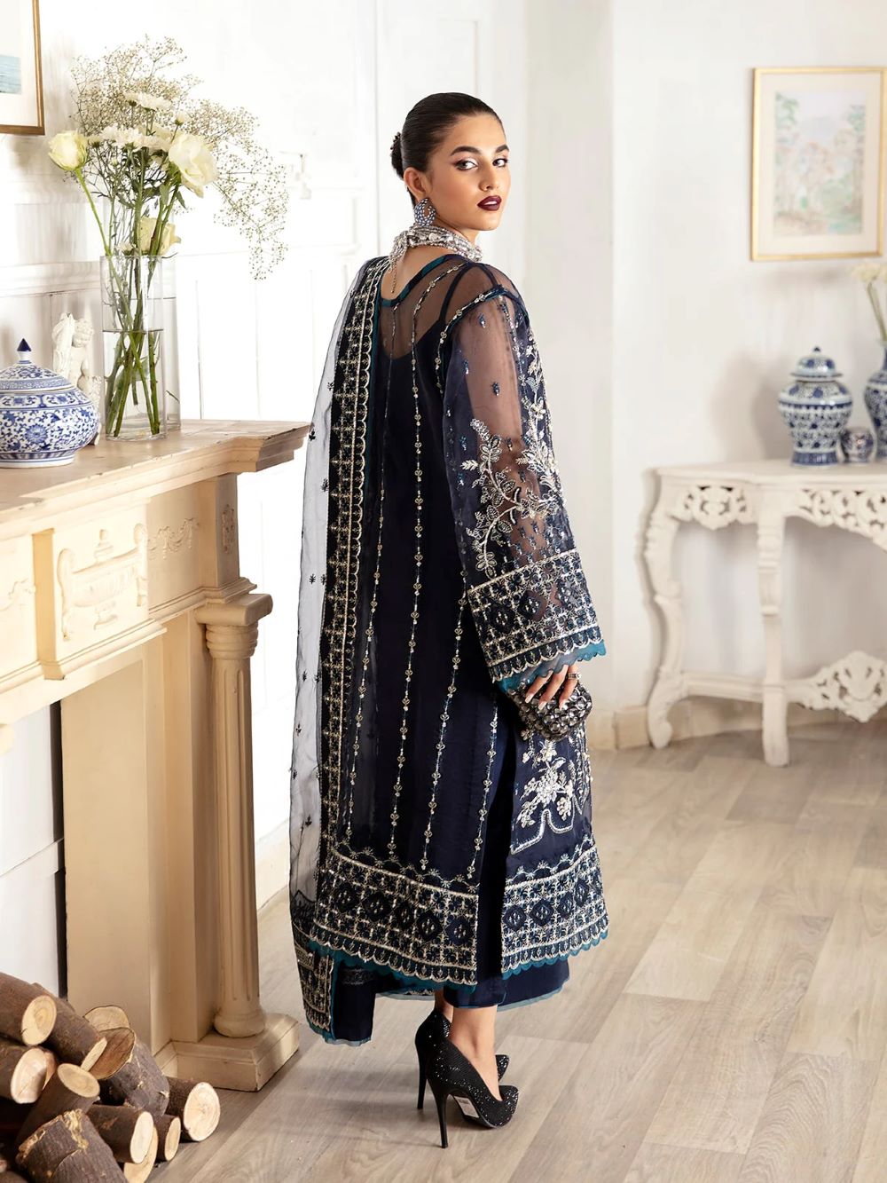 Gulaal | Sabela GL-LP-V2-15 | Luxury Pret | Ready to wear - Image 5