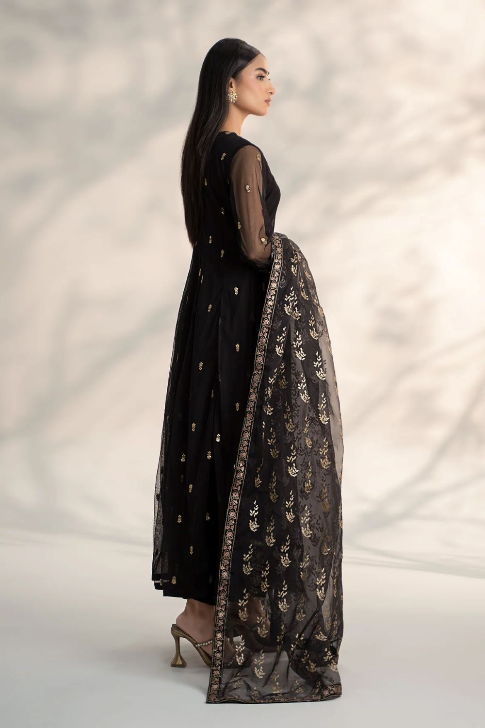 MARIA.B | 3 Piece Embroidered Linen Suit | DW-W24-66 | READY TO WEAR - Image 4