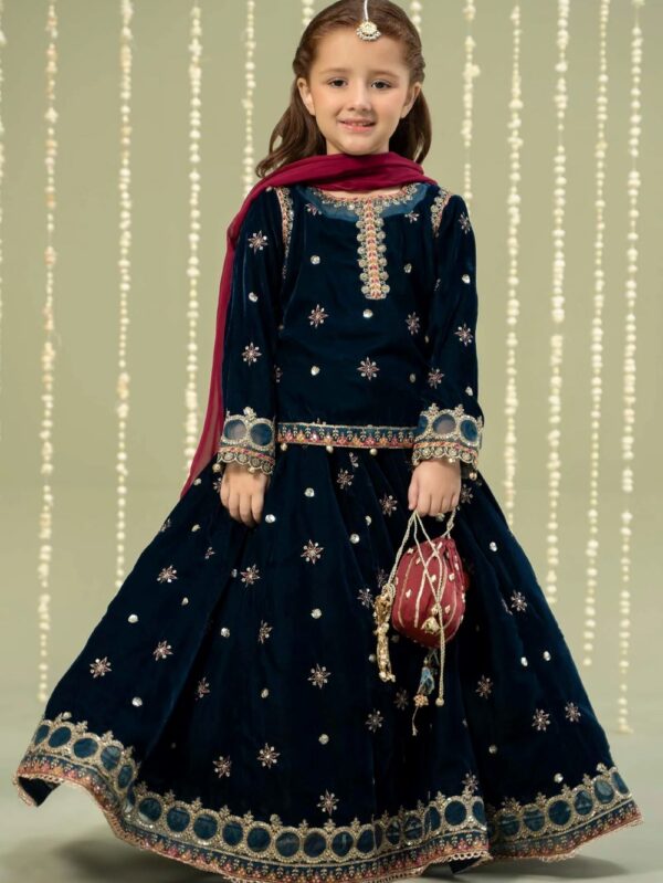 Pakistani kids clothes