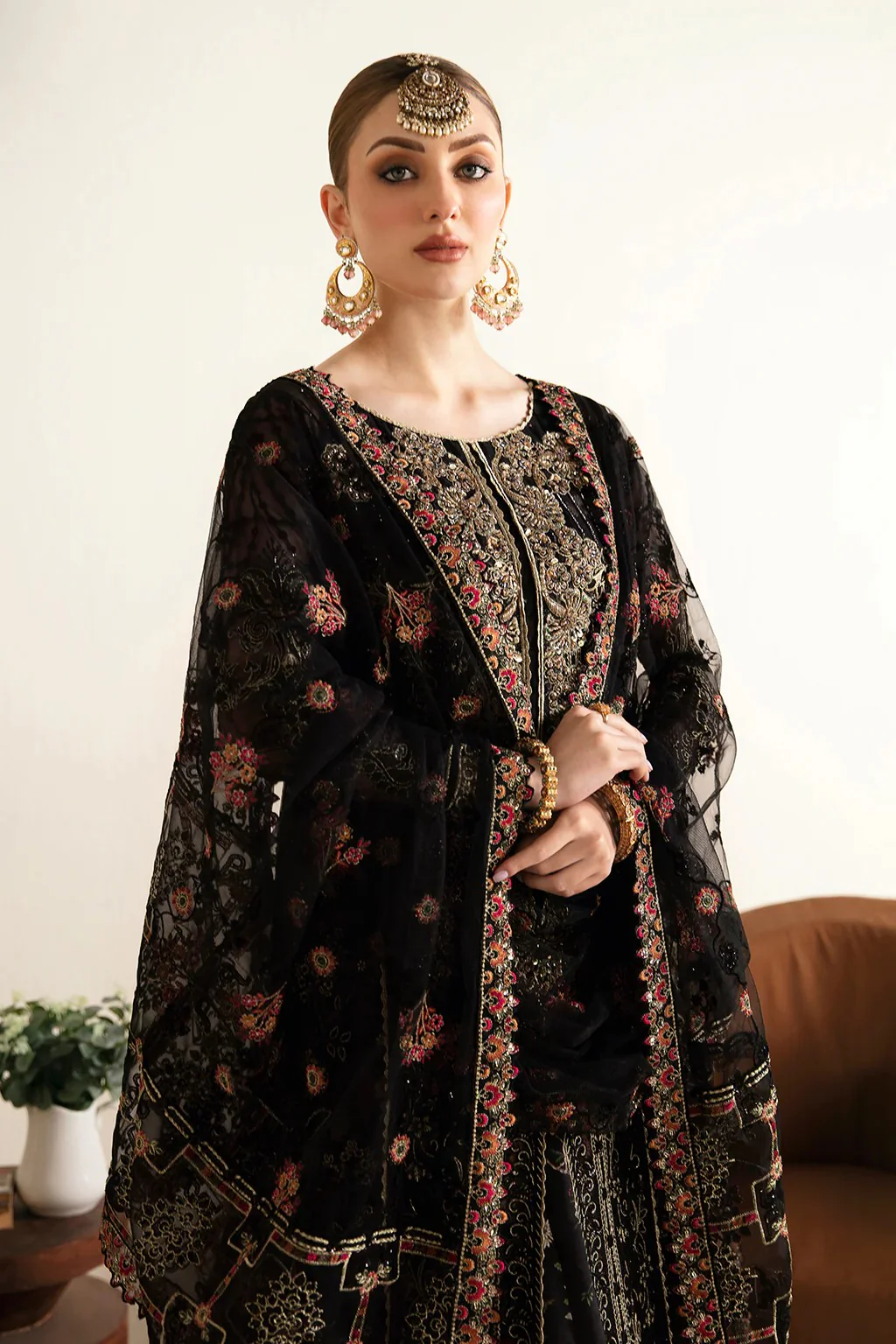 Zainab Zari | 3 Piece Embroidered E-105 | Ready To Wear - Image 3
