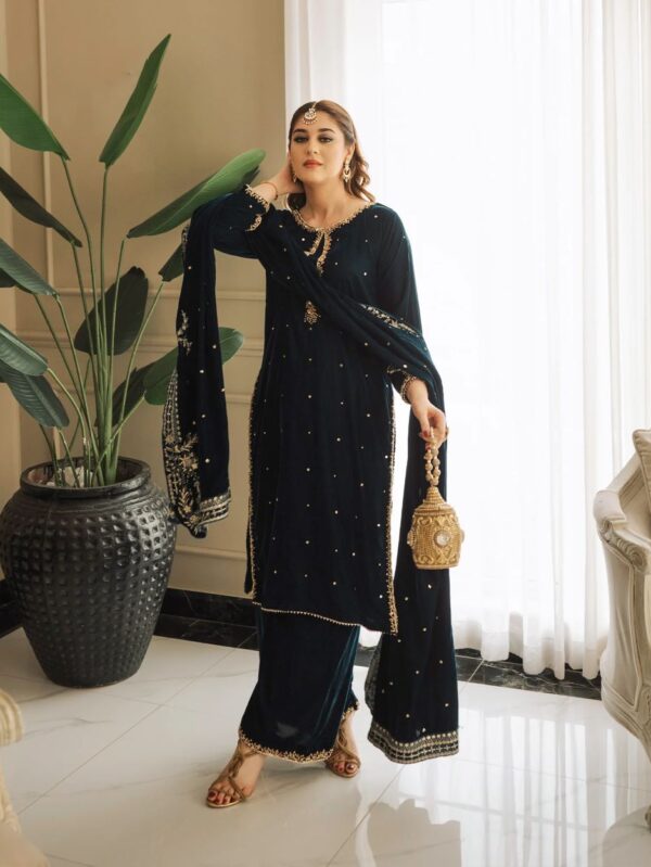 luxury formal dresses pakistan