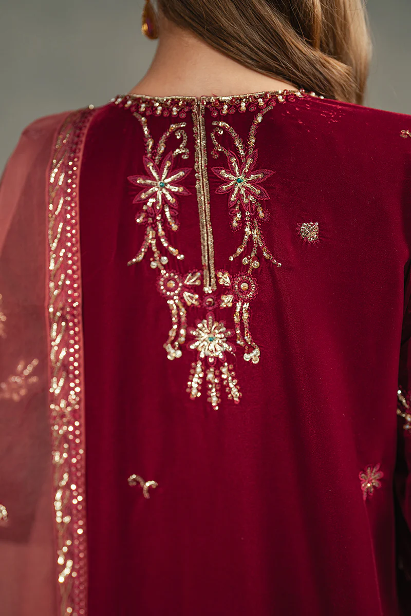 Mushq | Voila- 3 Piece Hand-Embellished Velvet Ensemble Suit | Ready to wear - Image 9