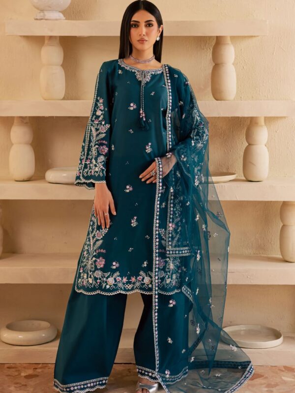Embroidered Pret Pakistani dress